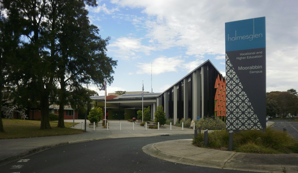 Holmesglen_Tafe_Moorabbin.jpg
